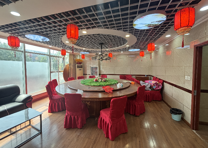 正定车站北大街320平饭店转让