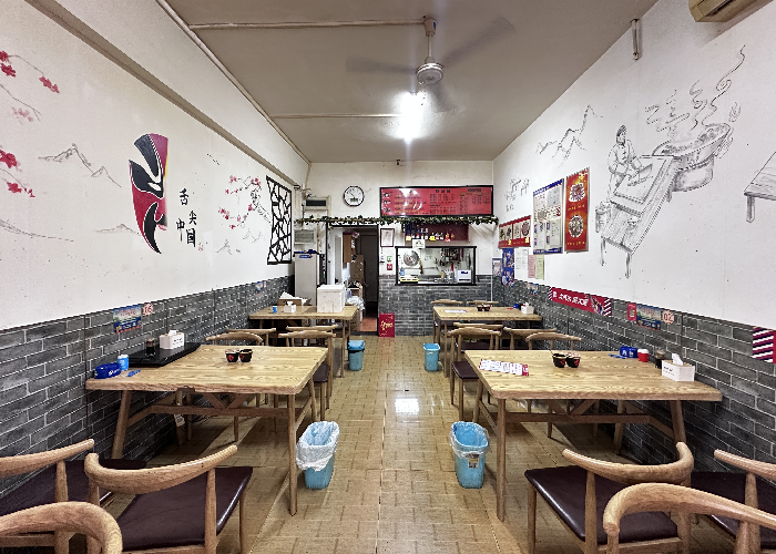 长安区谈固东街跃进路特色小吃店转让可外摆