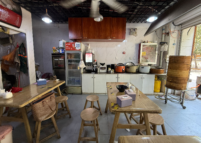 长安区北宋路乐城苑底商快餐店转让