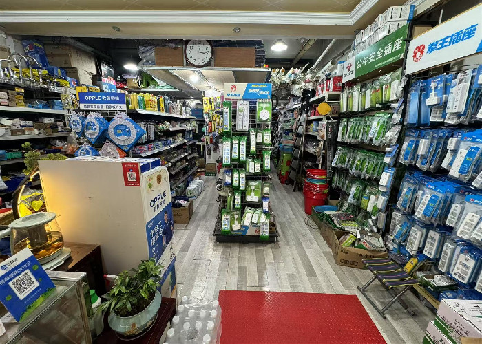 桥西区东风路祥龙花园五金百货店转让