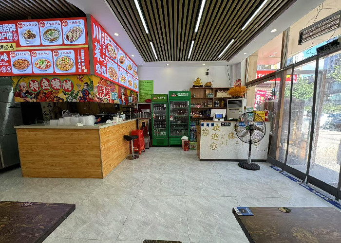 新华区中华大街赵陵铺240平饭店转让，可外摆