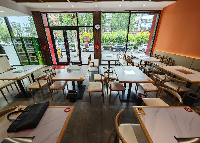 正定区恒山西路108平饭店转让