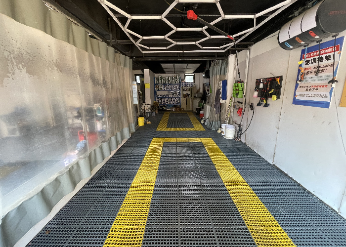 10a70833f07e4a9c877483b54592f766