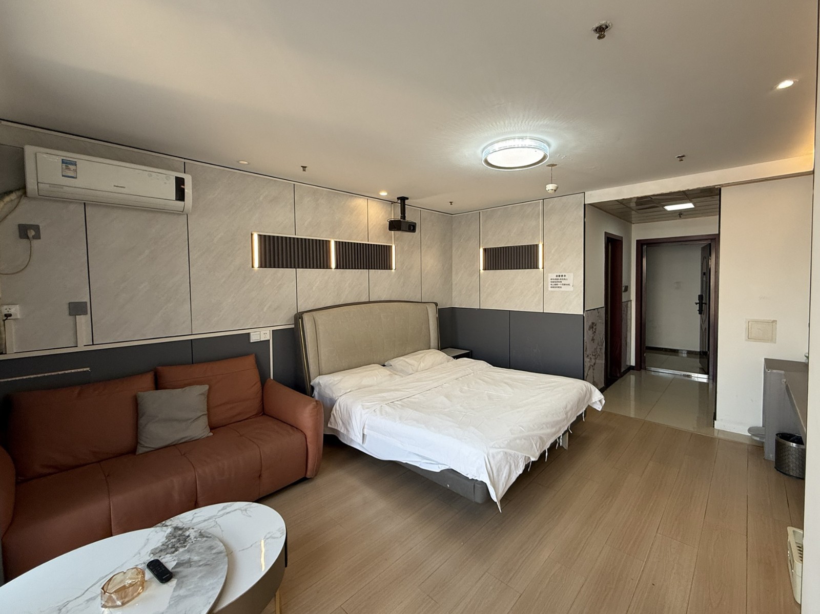 2a5dbef72aaea44ef218d1b0563827e9