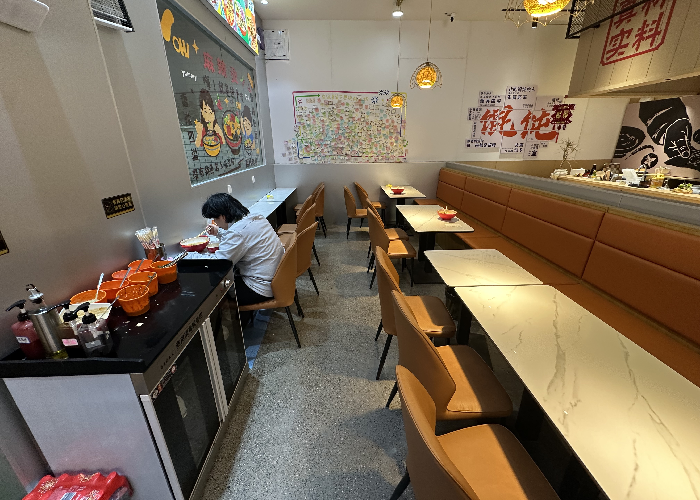 19b9cbfb78355d99151eb281d4f736e2