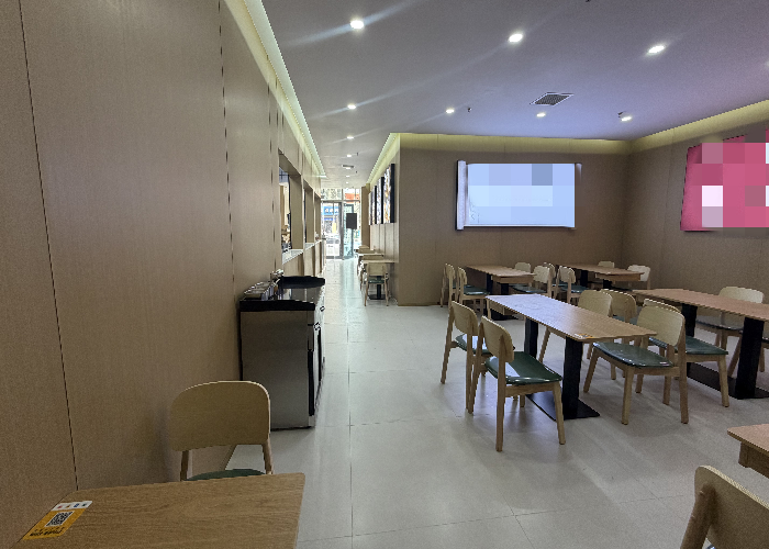 1b233273015894b0e4b7d70e8d584365